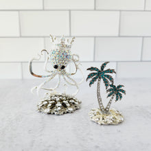 Load image into Gallery viewer, Octopus Queen