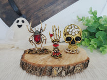 Load image into Gallery viewer, Frightful Fingers