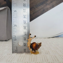 Load image into Gallery viewer, Slight Snail