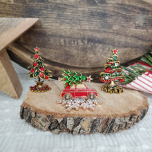 Load image into Gallery viewer, Antique Swirl Tree