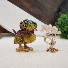 Load image into Gallery viewer, Dainty Duck