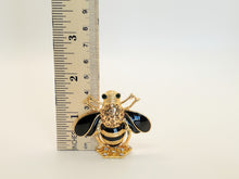 Load image into Gallery viewer, Bumble Bee