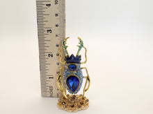 Load image into Gallery viewer, Big Beetle