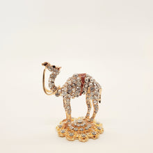 Load image into Gallery viewer, Christmas Camel
