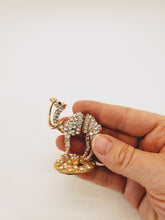 Load image into Gallery viewer, Christmas Camel