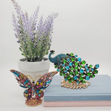 Load image into Gallery viewer, Prestigious Peacock