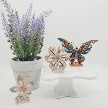 Load image into Gallery viewer, Fancy Flower
