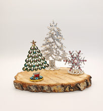 Load image into Gallery viewer, Lovely Loop Tree