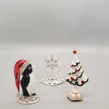 Load image into Gallery viewer, Party Penguin