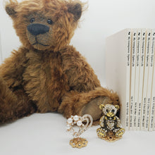 Load image into Gallery viewer, Bowtie Bear