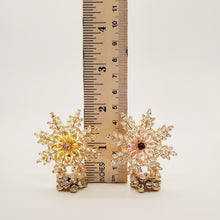 Load image into Gallery viewer, Super Snowflake