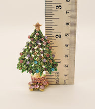 Load image into Gallery viewer, Pretty in Pink Tree