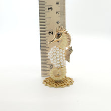 Load image into Gallery viewer, Pearly Seahorse